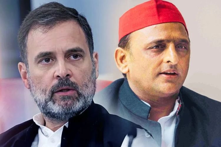 यूपी में टूट रहा इंडिया गठबंधन का कुनबा! स्मृति इरान के समर्थन में उतरा सपा का एक और विधायक