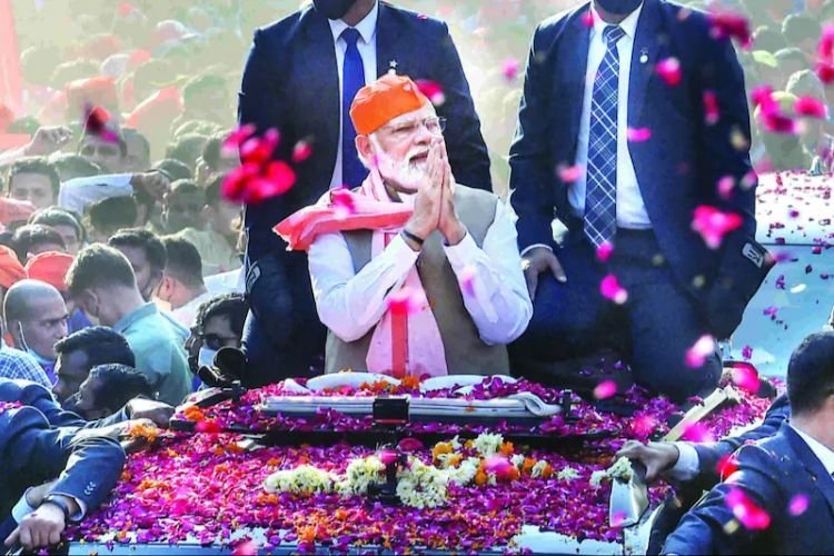 पटना में आज पीएम मोदी का रोड शो, करीब ढाई बजे पटना एयरपोर्ट पहुंचेंगे PM