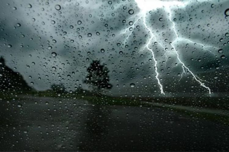 उत्तर प्रदेश में बदला मौसम, बिहार में पिछले 24 घंटे में 11 लोगों की मौत