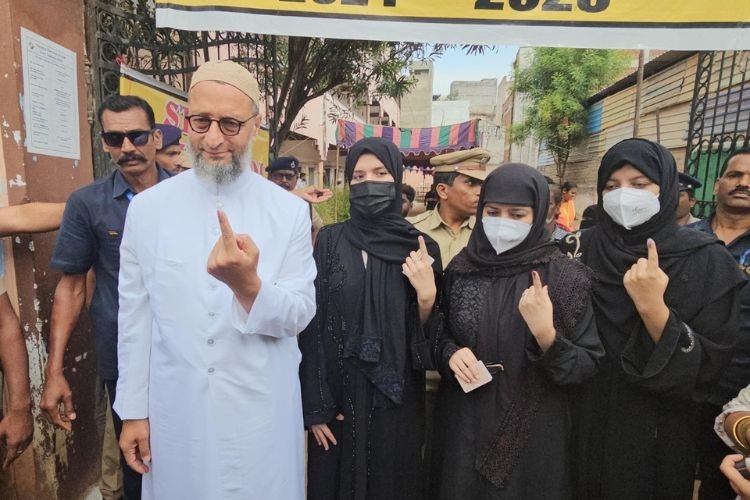 चौथे चरण के लिए 96 सीटों पर मतदान जारी, अखिलेश, ओवैसी, शत्रुघ्न सिन्हा सहित कई दिग्गजों की प्रतिष्ठा दांव पर...