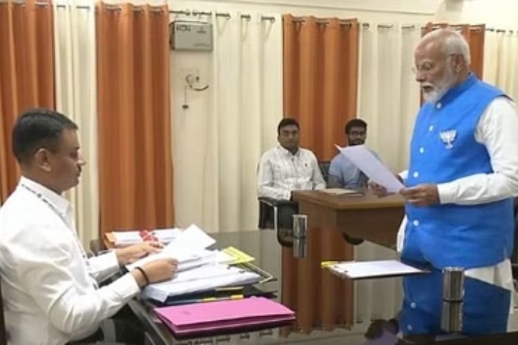 वाराणसी में 1 जून को होगा मतदान, प्रधानमंत्री मोदी ने तीसरी बार दाखिल किया नामांकन