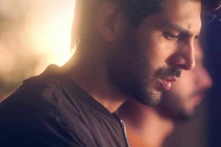 घाटकोपर होर्डिंग हादसे में कार्तिक आर्यन के मामा-मामी की हुई मौत