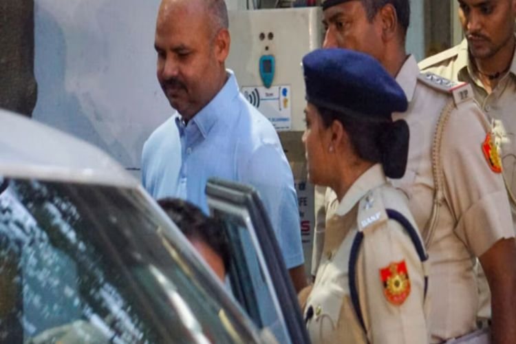 Swati Maliwal assault case: बिभव कुमार को जांच के लिए मुंबई ले गई दिल्ली पुलिस