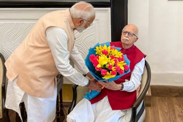 लालकृष्ण आडवाणी को दिल्ली AIIMS से मिली छुट्टी, बुधवार रात को हुए थे भर्ती
