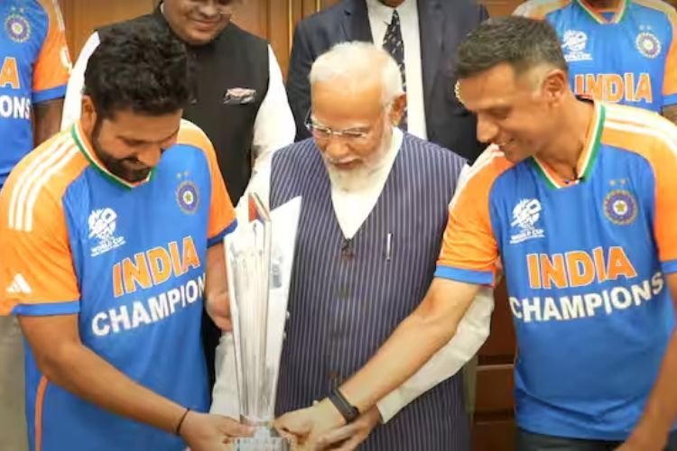 T20 World Cup Team ने PM मोदी से की मुलाकात, देखें कैसा था लम्हा...