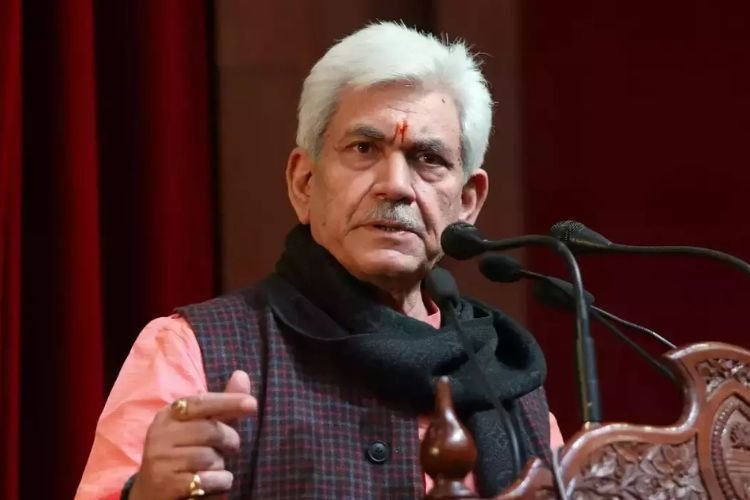 जम्मू-कश्मीर के उपराज्यपाल की बढ़ी ताकत, उमर अब्दुल्ला ने जताया विरोध