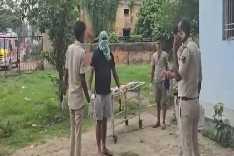 बिहार: सिरफिरे आशिक ने की 2 नाबालिग बहन और उसके पिता की हत्या, 2 आरोपी हिरासत में