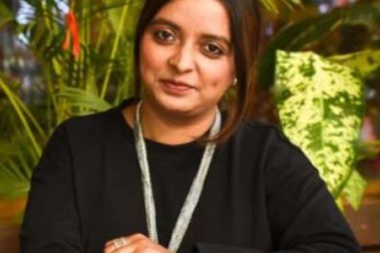 पुणे में रोडवेज के बाद स्कूटी सवार महिला पर हमला, बाल खींचे, नाक पर मुक्के मारे, बहने लगा खून...