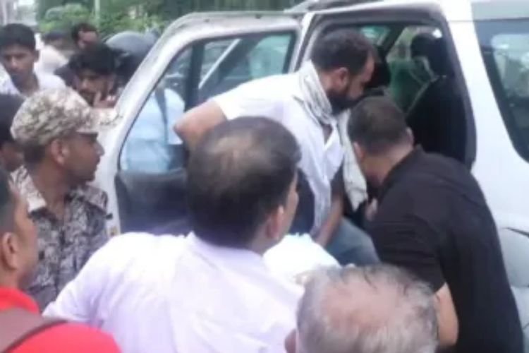 ग्वालियर के SP ऑफिस के पास कार में मिली स्टेट GST के डिप्टी कमिश्नर की लाश