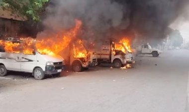 उदयपुर में 2 छात्रों के झगड़े के बाद भड़की हिंसा, उपद्रवियों ने गाड़ियां फूंकी, मॉल में लगाई आग