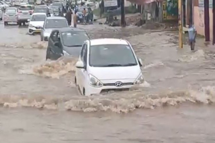 राजस्थान के जयपुर में घर के बेसमेंट में पानी भर जाने से तीन लोग लापता, डूबने की आशंका