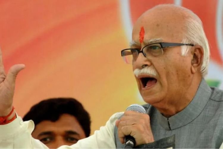 वरिष्ठ भाजपा नेता लाल कृष्ण आडवाणी अस्पताल में भर्ती, हालत स्थिर