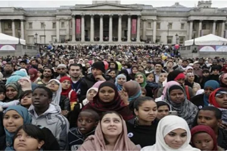 3 मुस्लिम देशों से घिरा भारत, अब ब्रिटेन को मुस्लिम मुल्क बनाने की प्लानिंग?