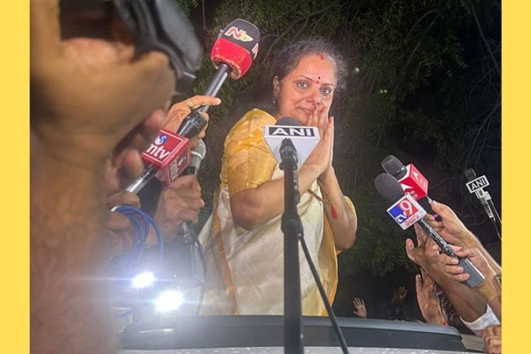 सुप्रीम कोर्ट के आदेश के बाद तिहाड़ जेल से बाहर आईं BRS नेता के कविता