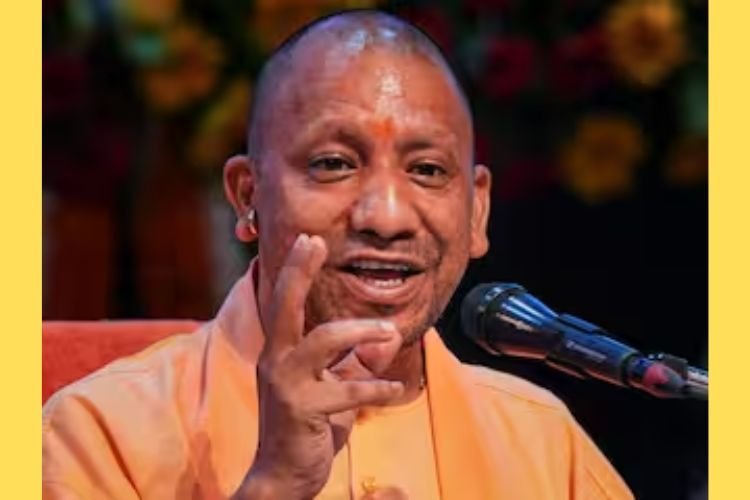 CM Yogi के साथ बीते 7 महीने में क्या-क्या हुआ, कैसे अभिमन्यु बनकर निकले, सुनिए किस्सा!
