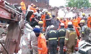 Meerut Building Accident: अब तक 10 लोगों की मौत, बचाव अभियान अभी भी जारी