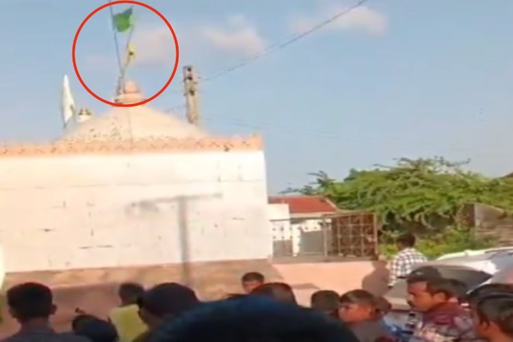 मंदिर पर किसने फहराया हरा झंडा? सूरत के बाद कच्छ में बड़ी साजिश!