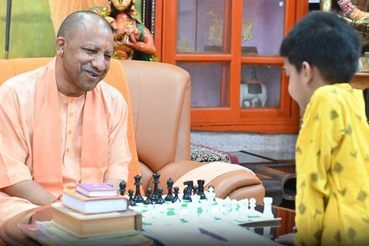 महिलाओं को ये सौगात देकर योगी ने विपक्ष को पछाड़ा, ये एक कदम बनाएगा योगी को तीसरी बार सीएम!