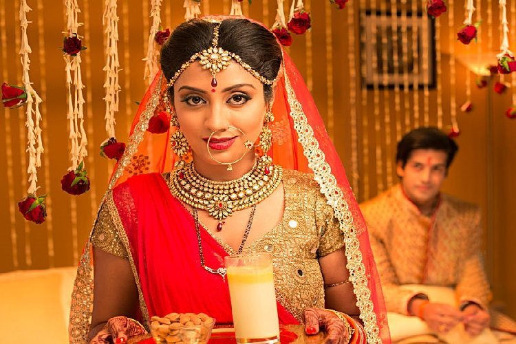 तालाक की आई नौबत, नाराज दुल्हन पहुंची पुलिस थाने, कहा- सुहागरात से आज तक…