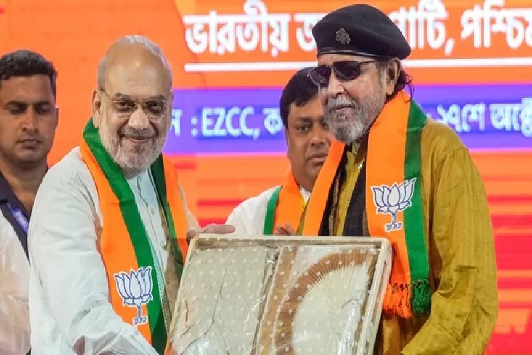 बंगाल में घुसपैठ को रोकने का एक ही समाधान है, 2026 में भाजपा की सरकार: अमित शाह