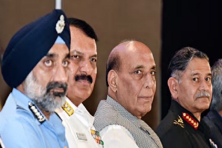 सैनिकों के साथ दिवाली मनाएंगे रक्षा मंत्री  राजनाथ सिंह और सेना प्रमुख, पीएम मोदी ने की थी परंपरा की शुरुआत