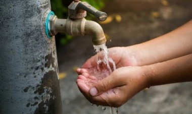 महाकुंभ मेला क्षेत्र में पानी की सुविधा: पाइपों का जाल तैयार