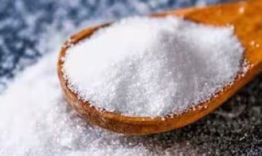 नमक को कहा जाता है 'हिडन किलर', जानें इसके पीछे की वजह