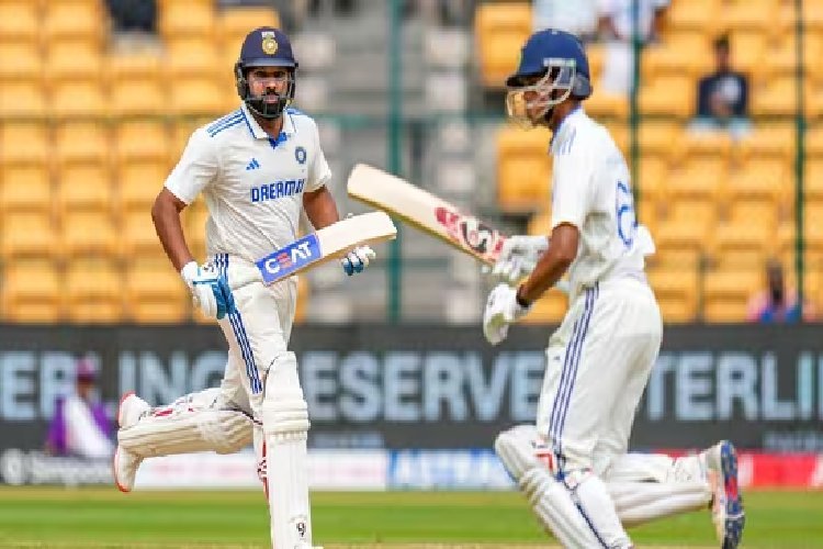 235 पर न्यूजीलैंड ऑल आउट, रोहित 18 रन पर आउट, गिल-जायसवाल ने भारत को पहुंचाया 50 के पार