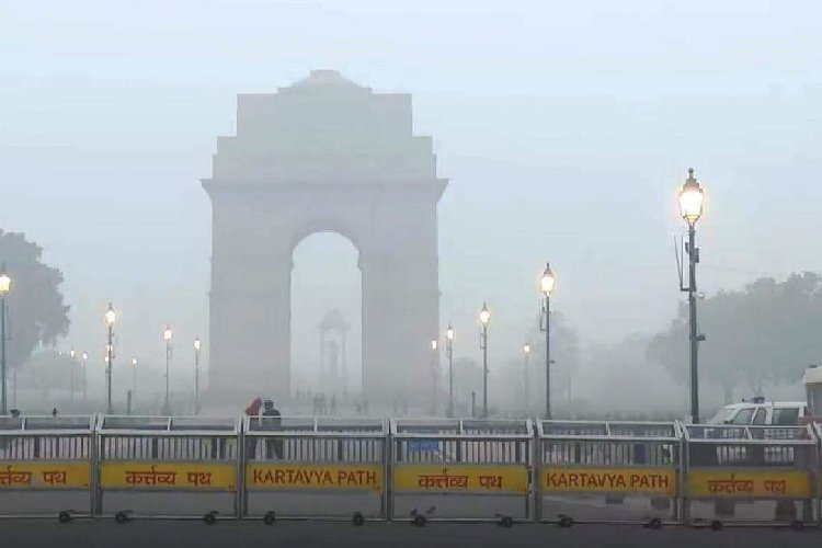 बेहद खराब श्रेणी में बरकरार दिल्ली की हवा, 355 दर्ज किया गया औसत एक्यूआई