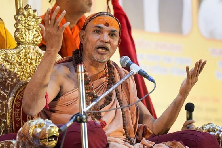 मेरी इच्छा है कि महाराष्ट्र में फिर से सरकार बनाएं एकनाथ शिंदे : शंकराचार्य अविमुक्तेश्वरानंद