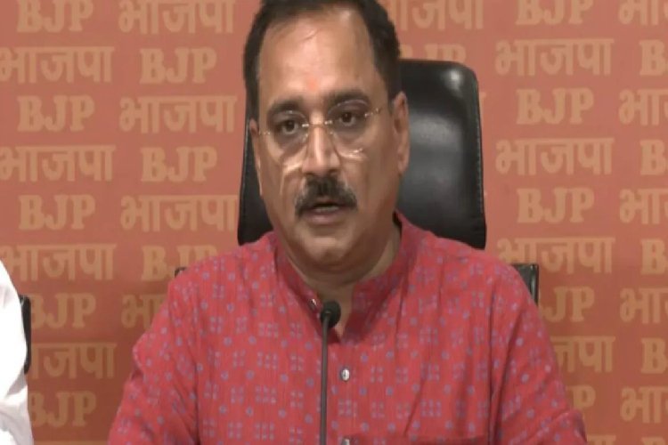 वीरेंद्र सचदेवा का आम आदमी पार्टी पर बड़ा आरोप, कहा- पार्टी करती है सिर्फ तुष्टीकरण की राजनीति