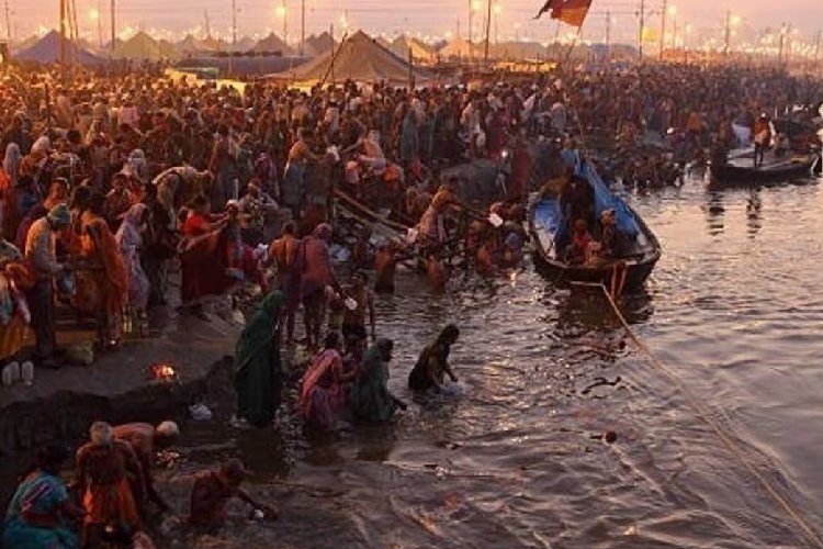 Maha Kumbh 2025 : संगम की स्वच्छता की पहरेदारी कर रहे प्रयागराज के 500 'गंगा प्रहरी'