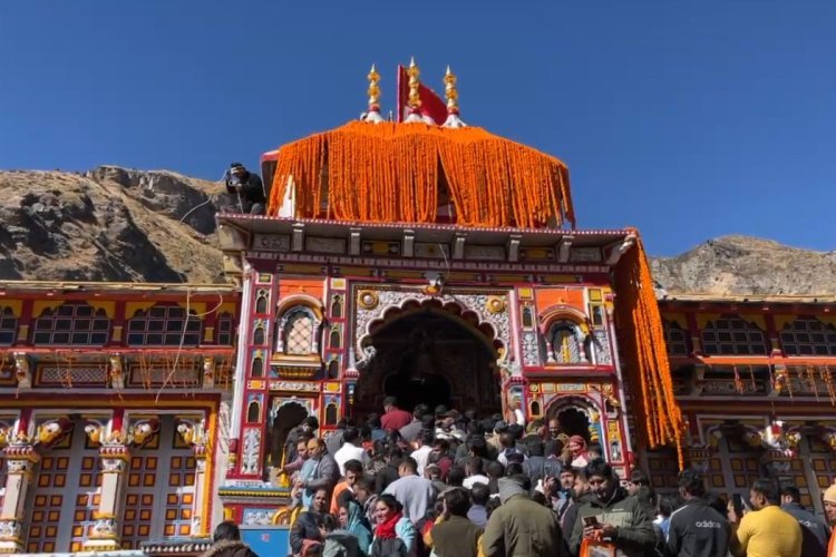 बद्रीनाथ मंदिर के कपाट आज होंगे शीतकाल के लिए बंद