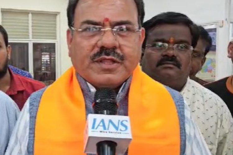 महाराष्ट्र ने पीएम मोदी के दिशा-निर्देशों को अपनाया, भगवानदास सबनानी ने दी प्रतिक्रिया!