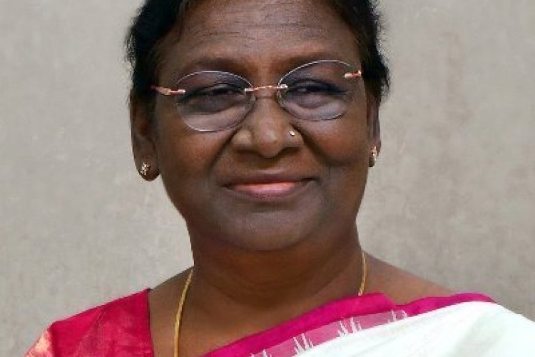 राष्ट्रपति द्रौपदी मुर्मू समेत तमाम नेताओं ने 26/11 के शहीदों को दी श्रद्धांजलि