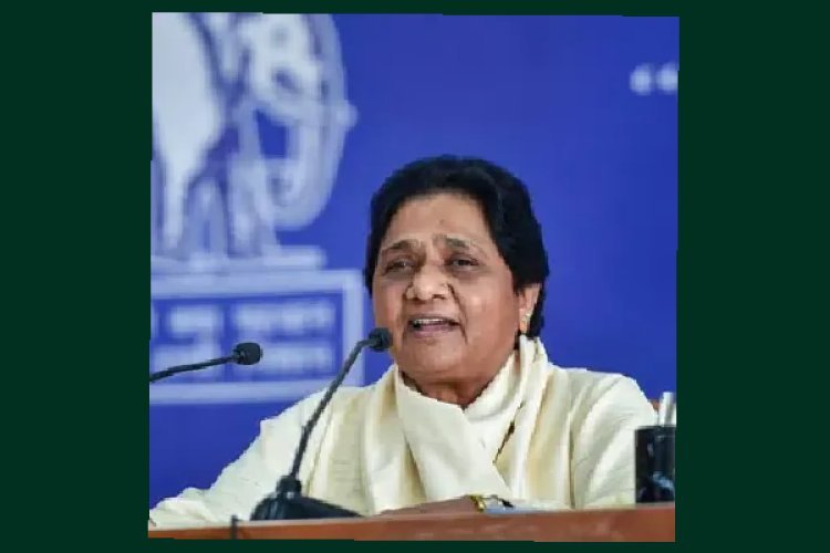 कांग्रेस व भाजपा ने संविधान को इसकी असली मंशा के हिसाब से लागू नहीं किया : मायावती