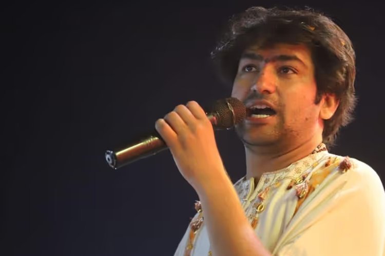 Baba Bagheshwar News: बाबा बागेश्वर पर किसने फेंका मोबाइल ? जांच में बड़ा खुलासा