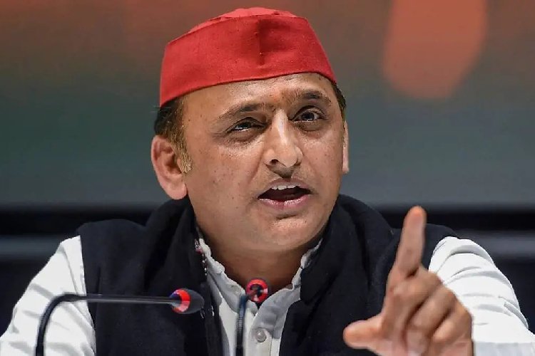 Sambhal Case : सपा प्रतिनिधिमंडल को संभल जाने से रोका, अखिलेश यादव बोले 'ये शासन प्रशासन की नाकामी है'