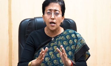 नेब सराय में हुए ट्रिपल मर्डर मामले में दिल्ली की मुख्यमंत्री आतिशी ने केंद्र पर कसा तंज
