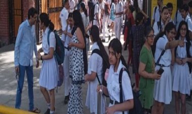 दिल्ली के दो स्कूलों को मिली बम से उड़ाने की धमकी, बच्चों को भेजा गया घर