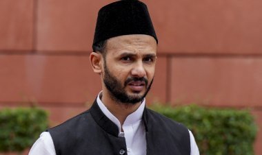 Sambhal : सपा सांसद जिया उर रहमान के घर पहुंची बिजली विभाग की टीम, मीटर से छेड़छाड़ के मिले सबूत
