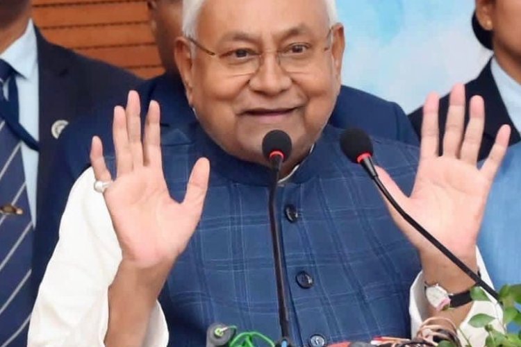 बिहार : 'महिला संवाद यात्रा' के जरिए महिला मतदाताओं को साधेंगे नीतीश