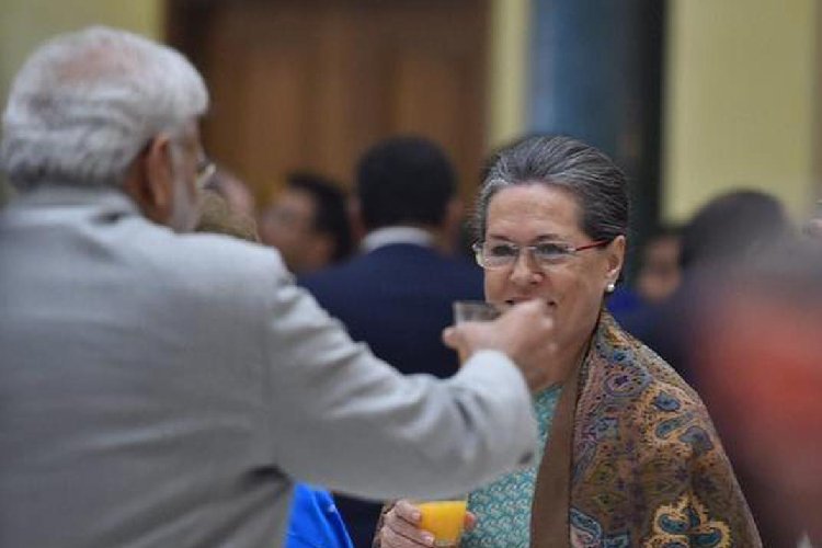 Happy Birthday Sonia Gandhi : पीएम मोदी ने सोनिया गांधी को दी जन्मदिन की बधाई