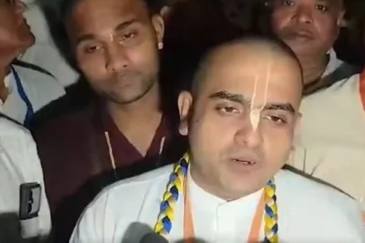 सहिष्णुता हिंदुओं की सबसे बड़ी कमजोरी, दुनिया को ताकत का कराना होगा एहसास : अद्वैत चैतन्य महाराज