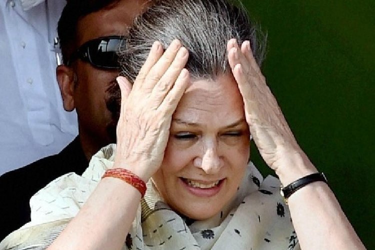 George Soros से Sonia Gandhi के लिंक पर Parliament में हंगामा, सोरस के सवाल पर Congress में हड़कंप