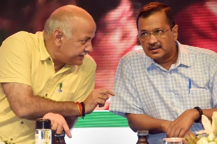 300 करोड़ की संपत्ति, फिर भी Kejriwal ने क्यों काटा टिकट? INSIDE स्टोरी सुनकर हर कोई हो जाएगा हैरान!