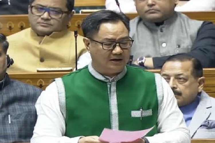 Parliament Winter Session 2024: पड़ोसी मुल्कों में अल्पसंख्यकों पर अत्याचार होता है तो वो भारत आते हैं : किरेन रिजिजू