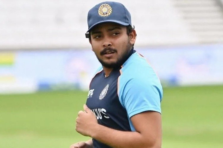 विजय हज़ारे ट्रॉफी के लिए मुंबई टीम में नहीं मिला मौका तो छलका पृथ्वी शॉ का दर्द