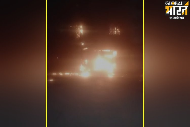 मध्य प्रदेश के देवास में भयंकर अग्निकांड, पति-पत्नी और दो बच्चे जिंदा जले, SP ने बताई वजह