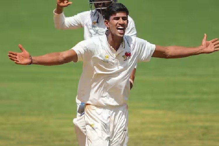 IND vs AUS 4th Test : टीम इंडिया में शामिल हुआ दिग्गज ऑलराउंडर, बैट और बॉल दोनों से मचाएगा गदर